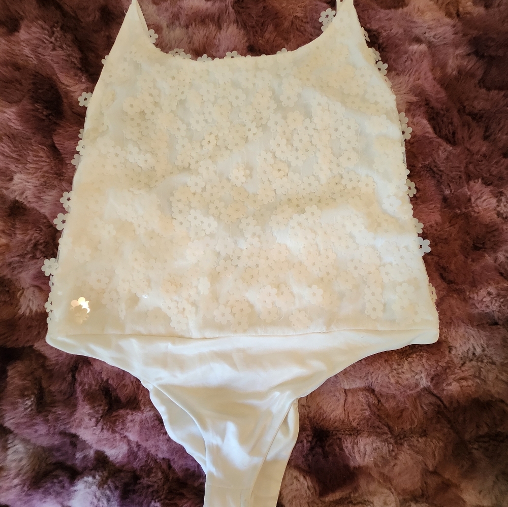 Zara Floral Daisy Sequin Cream Ecru Scoop Back Bodysuit LARGE never worn!